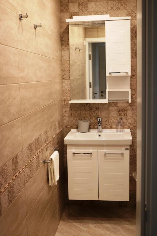 Central Varna Apartment - Lets4Holiday Ngoại thất bức ảnh