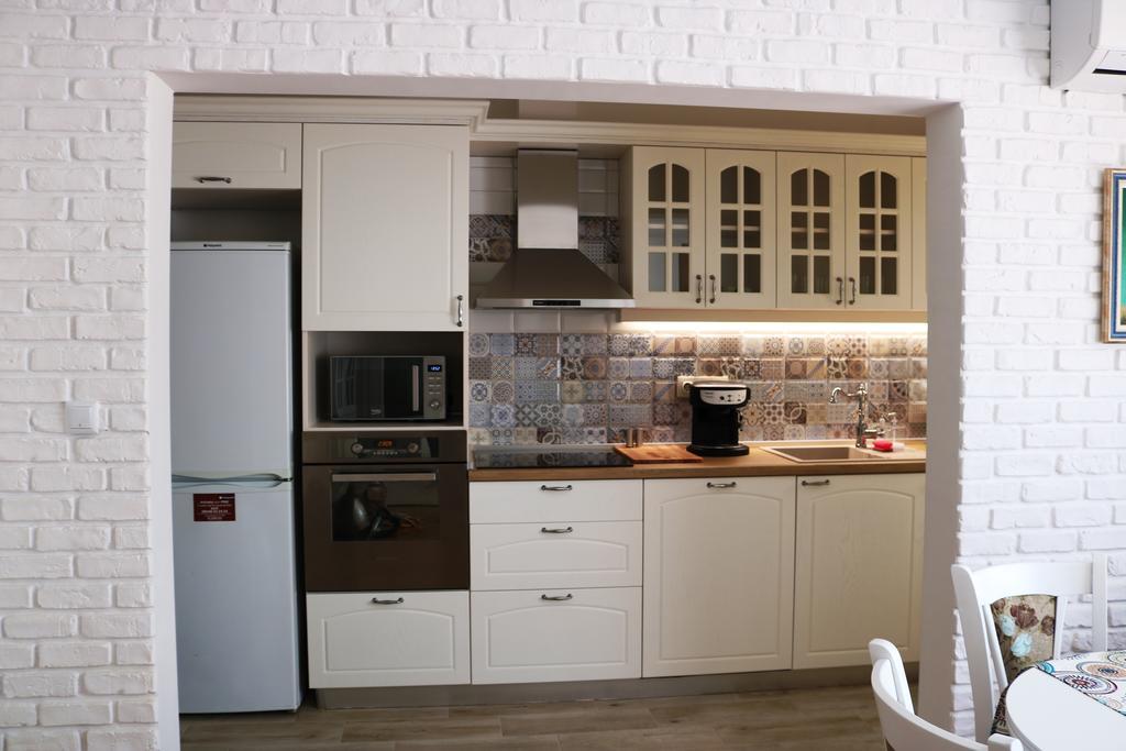 Central Varna Apartment - Lets4Holiday Ngoại thất bức ảnh