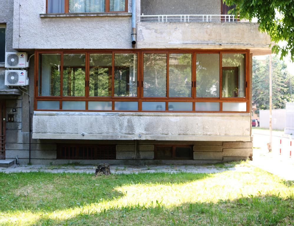 Central Varna Apartment - Lets4Holiday Ngoại thất bức ảnh